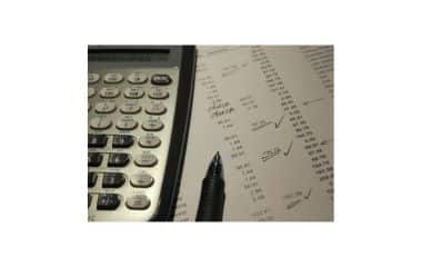 Prélèvement bancaire de 108 euros : impôt ou arnaque ?